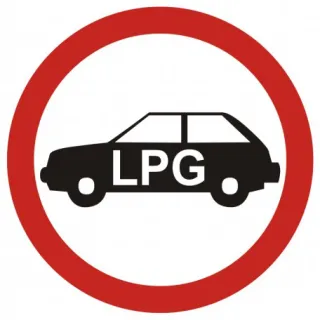 Znak Zakaz wjazdu pojazdów napędzanych gazem na płycie PCV (SA033)